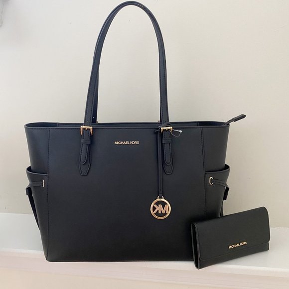 Michael Kors Handbags - Michael Kors Gilly Large Drawstring Travel Tote Large Trifold Wallet Set Black